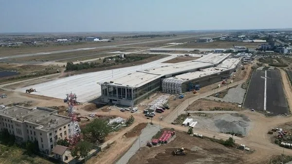 Lucrări în progres la terminalul aeroportuluidin Craiova
