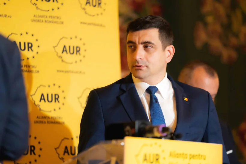 Plângere penală pentru instigare publică și ultraj pe numele lui Georgescu, Simion și Potra