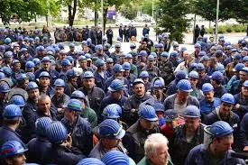 Disponibilizări în Arad ce afectează comunitatea locală
