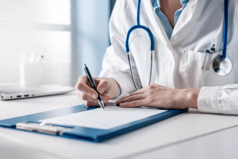 ANAF a redactat o broșură pentru medicii care au venituri din activitățile lor