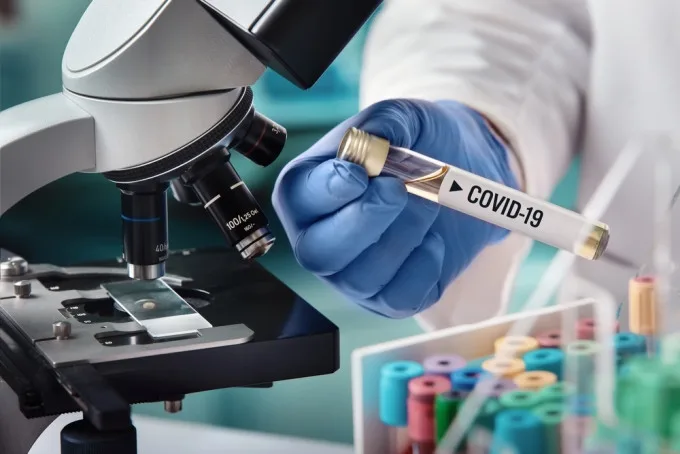 Raed Arafat:"Apariţia unui vaccin anti-COVID-19 nu va rezolva instantaneu situaţia.Ai nevoie de sute de milioane, de miliarde de doze ca să opreşti răspândirea”