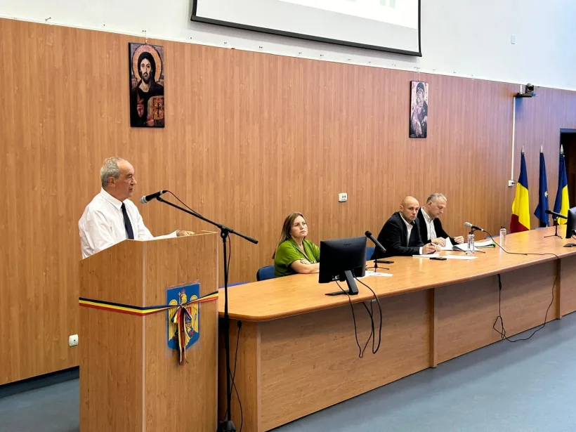 Seminrul „IMM-urile și locurile de muncă în PTJ 2021-2027”, pentru antreprenorii din Hunedoara