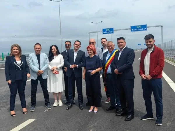 Drumul expres Craiova-Pitești redat traficului