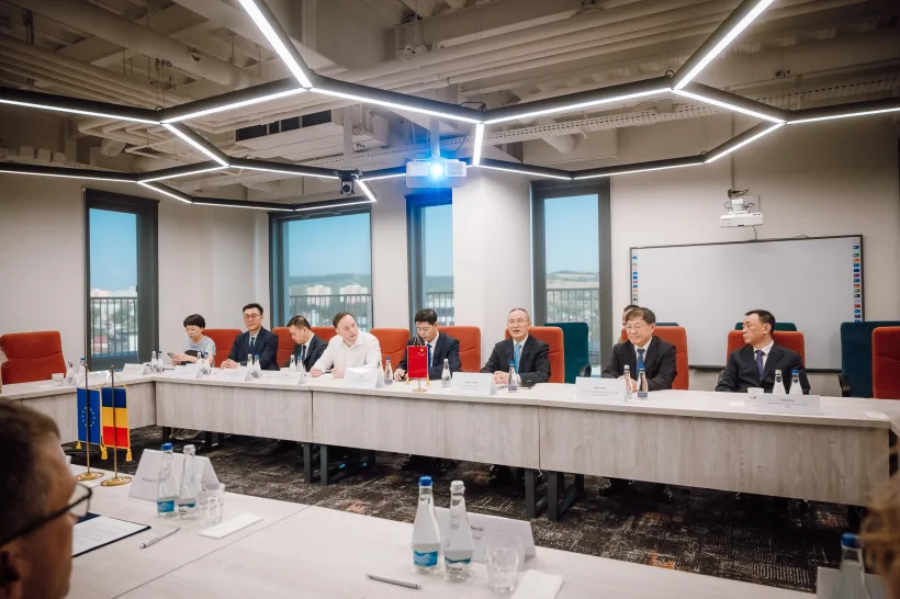 Chinezii, interes de colaborare pe turism și energie verde în fieful UDMR din Mureș