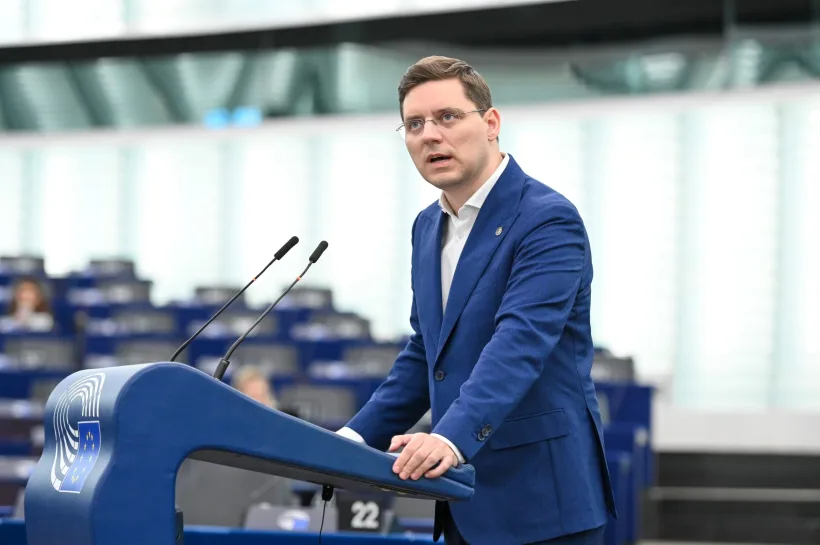 Victor Negrescu: doar prin simplificare și prin ascultarea beneficiarilor direcți putem salva bani europeni