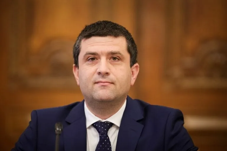Radu Miruță: România trebuie să fie prezentă la masa deciziilor europene privind datele și inteligența artificială