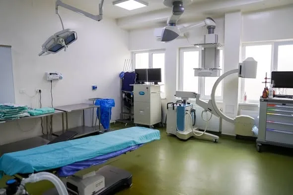 Proiecte privind reabilitarea clădirii și  modernizarea dotărilor în oncologie, la Neamț