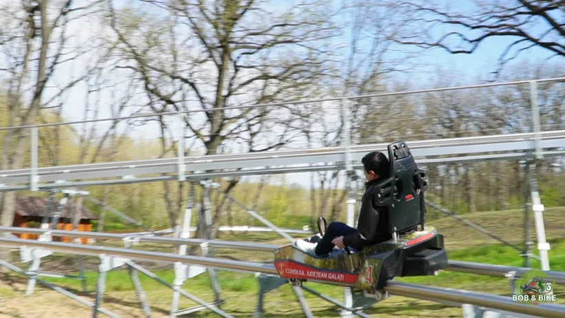 Vești bune pentru iubitorii de senzații tari! Consiliul Județean Galați a inaugurat „Bob & Bike Adrenalina Gârboavele”