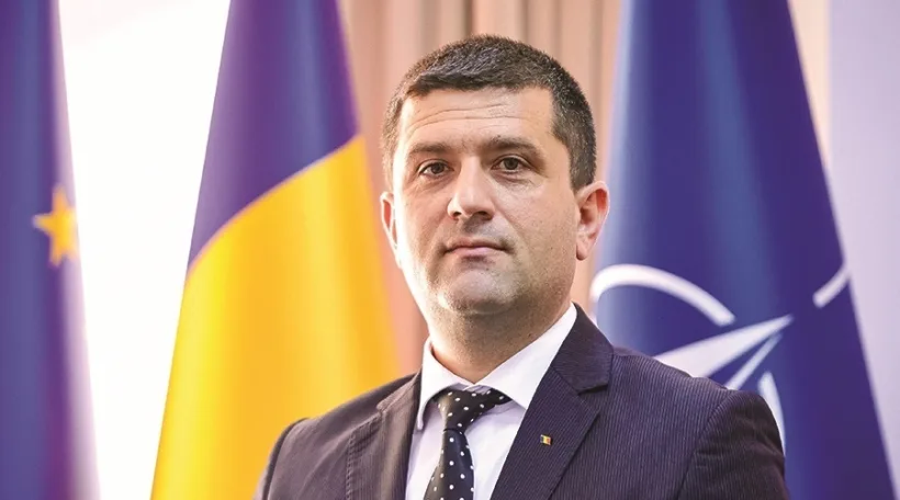 Radu Miruță: Nu putem ține 21 de trenuri noi în soare cât timp călătorii circulă cu garnituri vechi