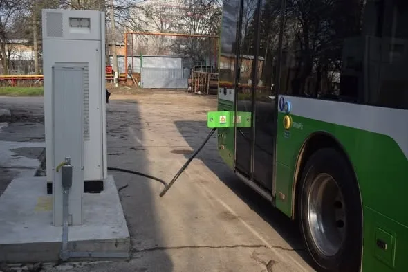 PMB: Amenajăm 122 de stații de încărcare pentru autobuzele electrice, în depourile Bujoreni, Berceni și Bucureștii Noi!