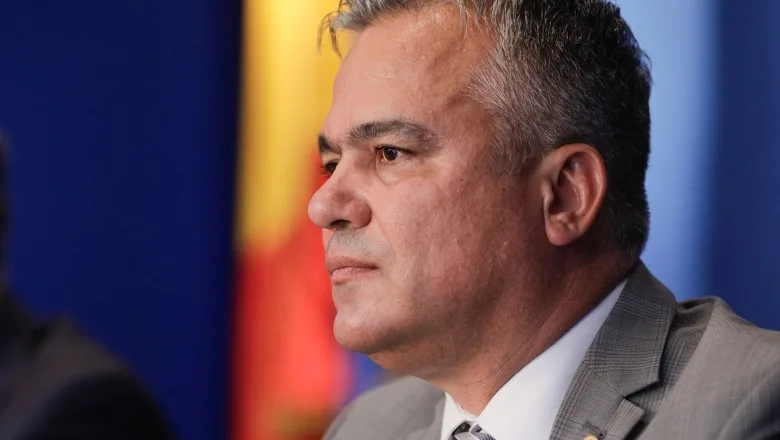 Veștea îl va contracandida pe Bolojan la șefia PNL - surse