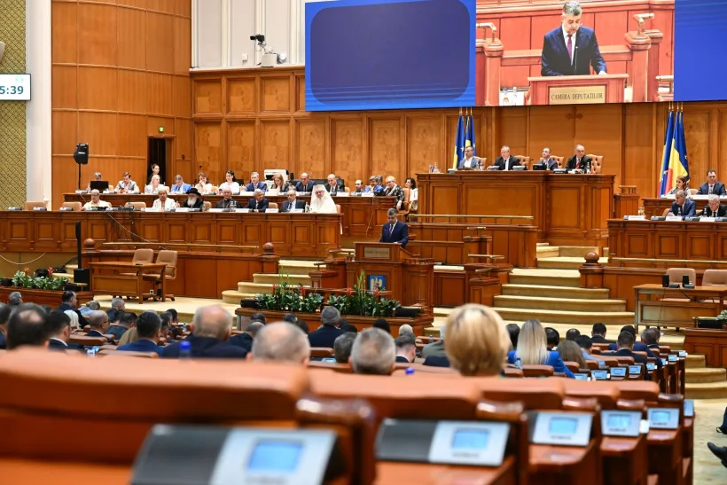 Premierul Marcel Ciolacu le cere miniștrilor să reorganizeze ministerele