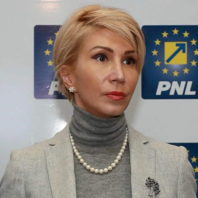 Sala Palatului ar putea fi renovată cu bani de la Banca de Dezvoltare