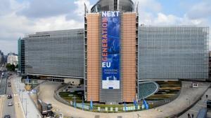 Comisia Europeană revizuiește &icirc;n scădere creșterea economică a Rom&acirc;niei: 0,7% &icirc;n 2025 și 1,1% &icirc;n 2026