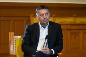 Ministerul Educației: a crescut numărul profesorilor calificați la care copiii au acces