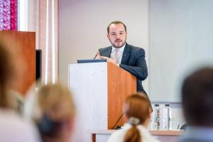 Rogobete anunță procedură simplificată pentru revenirea medicilor rom&acirc;ni din străinătate: &bdquo;Simplu, transparent, corect&rdquo;