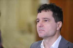 Nicuşor Dan a comis-o chiar &icirc;n ziua lansării candidaturii sale: a fost prins conduc&acirc;nd o maşină cu ITP-ul expirat