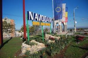 GNM: O țeavă deversează ape pluviale pe plaja din Năvodari, &icirc;n locul &icirc;n care turiștii fac baie