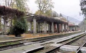 Tronson feroviar modernizat: ERTMS, tuneluri noi și peroane de 400 m la Caransebeș