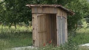 Fără toalete școlare în curte. Guvernul alocă 14,5 milioane de lei