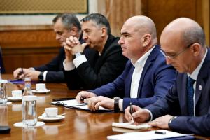 Discuții la Palatul Victoria despre Educație. Sindicaliștii amenință cu blocarea anului școlar