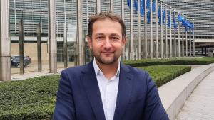 UE anunță sprijin financiar pentru fermierii rom&acirc;ni. Vizita oficială a comisarului Christophe Hansen la București