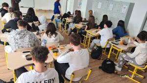 „Masă Sănătoasă”pentru elevii din Sectorul 5