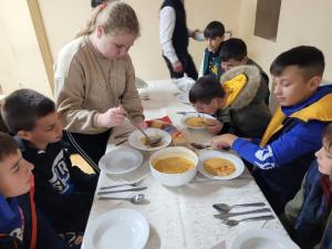 Programul &bdquo;Masă sănătoasă" va continua &icirc;n 2025 și 2026