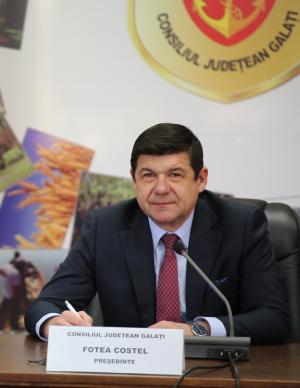 Șansă la viață pentru nou-născuți. Costel Fotea: &bdquo;Dotăm Secția de terapie neonatală a Spitalulului Județean&rdquo;