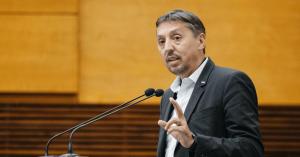 Ministerul Educației anunță că aproape 99% dintre profesorii titulari răm&acirc;n &icirc;n aceleași școli