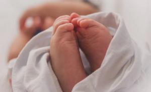 ANPDPD: Informațiile despre eliminarea alocațiilor pentru copiii HIV/SIDA sunt false