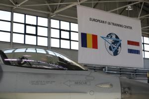 Întâlnire importantă între miniștrii Apărării din România și Olanda