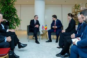 Nicușor Dan și Keir Starmer au analizat amenințările actuale, în special cele din zona Mării Negre