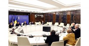 Premierul Ciucă, &icirc;nt&acirc;lnire cu reprezentanții Asociației foștilor deținuți politici