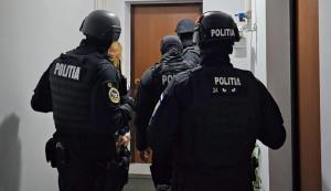 Acuzații de fraudă la CFR. 35 de controlori de tren, duși la audieri