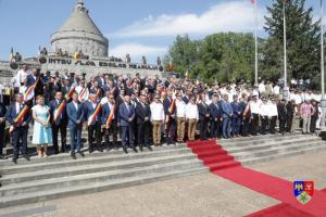 Vrancea cinstește eroii neamului la Mausoleele de la Mărășești și Focșani