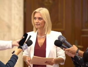 Alina Gorghiu îl critică pe IPS Teodosie: o dovadă crasă de lipsă de respect și de empatie pentru victimele violenței