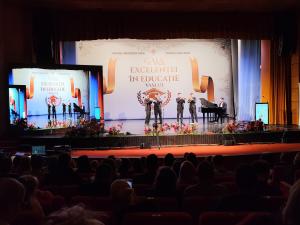Gala Excelenței &icirc;n Educație: povestea succesului scrisă la Vaslui