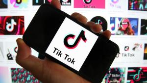 100 de conturi de TikTok, cu comportament &bdquo;inautentic&rdquo;, identificate de CNA