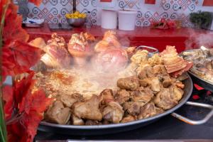 Trei zile de spectacole, gastronomie și voie bună &icirc;n Piața Centrală din Galați