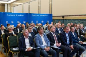 Reprezentanții Guvernului și cei ai Asociației Municipiilor au discutat despre reforma administrației publice locale